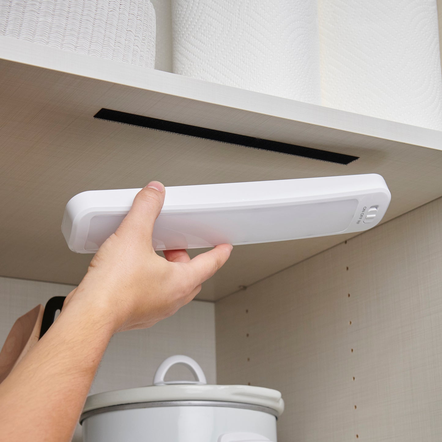 Stick 'Em™ - 15' x .75" Roll