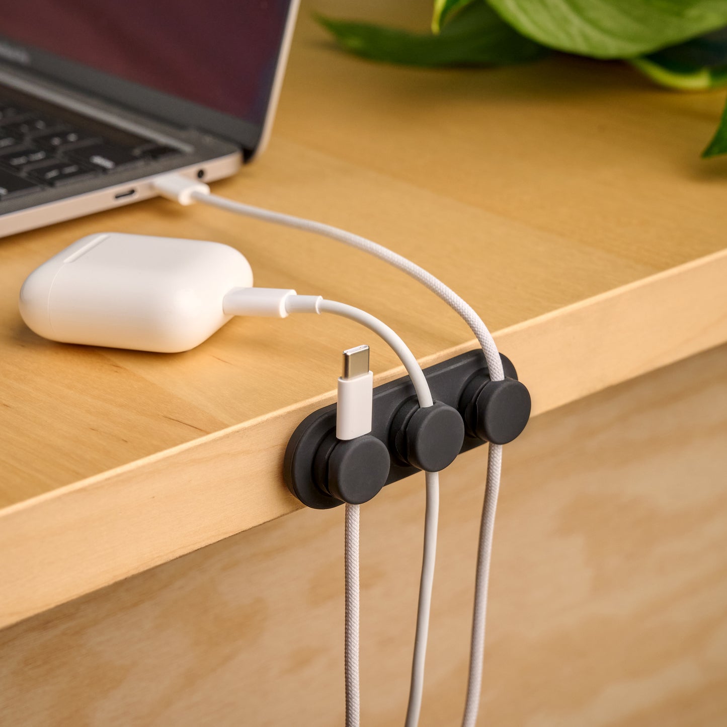 MagnaDock - Magnetic Cord Organizer - Wrap-It Storage